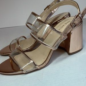 Nine west rose gold patent leather 9m chunky heel 3.5” sandals
